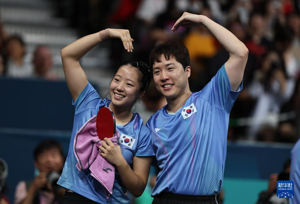 明了他再度 明了他再度