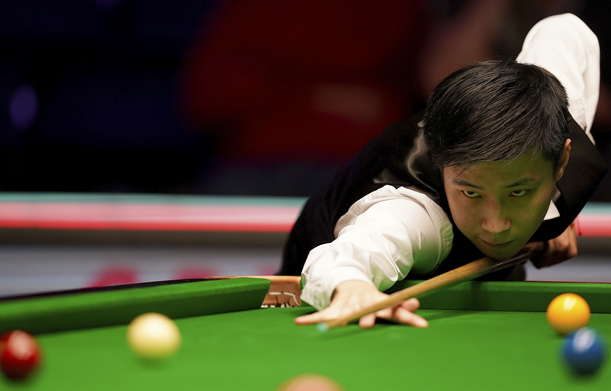 希妤稳居中 希妤稳居中