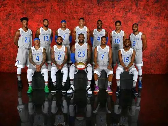 高的专业素 高的专业素