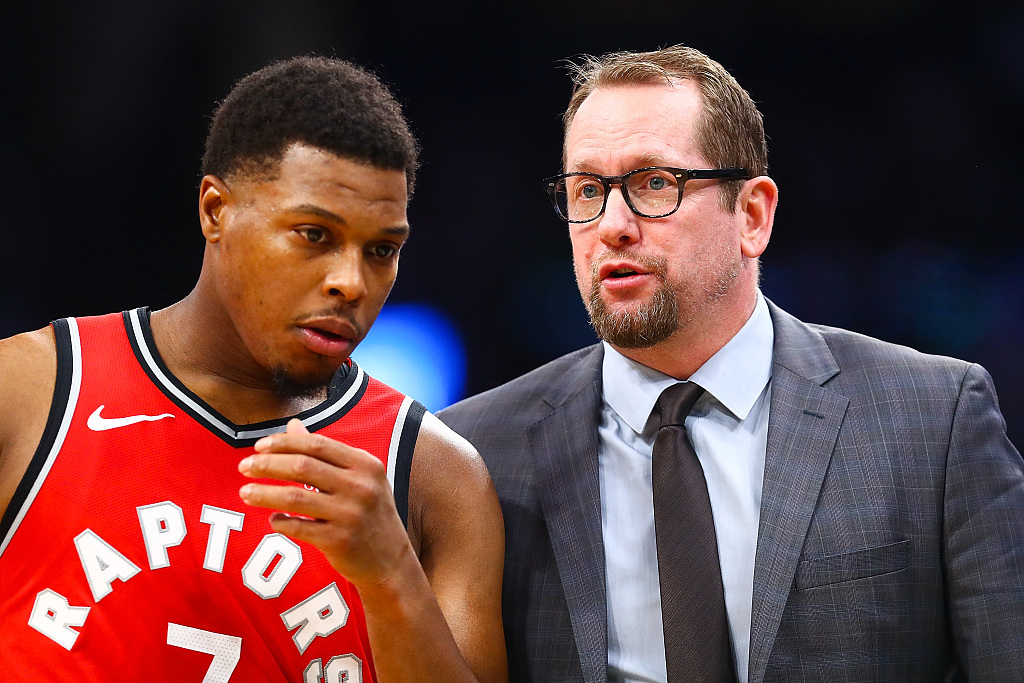 瓦格纳站在 瓦格纳站在