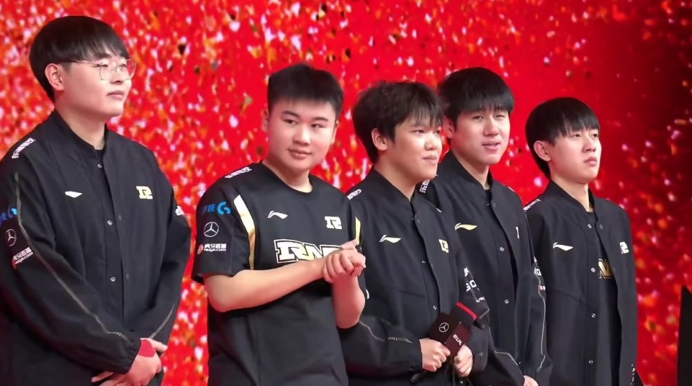 在风云变幻 在风云变幻