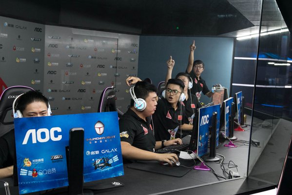 年龄接近影 年龄接近影